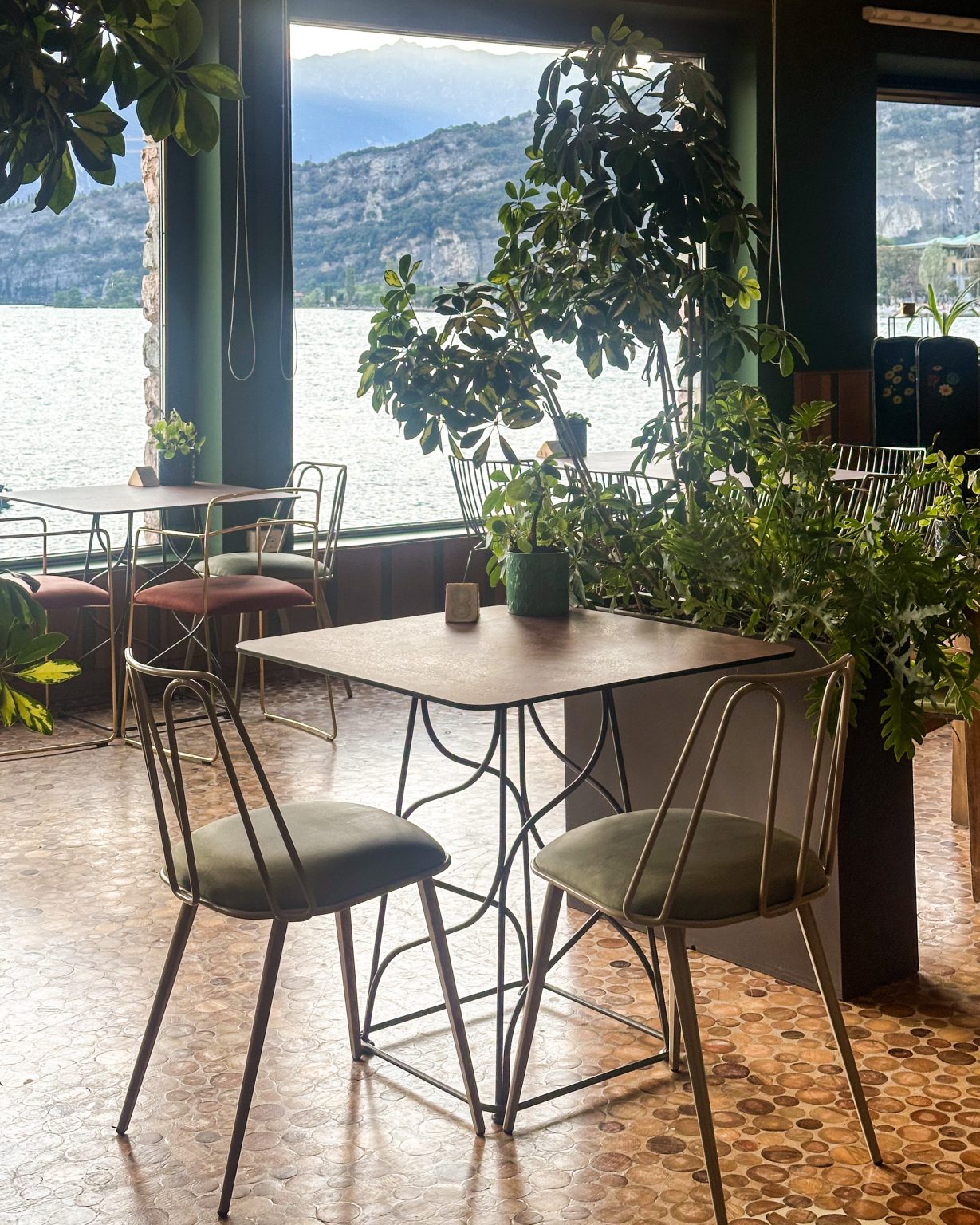 Molo Paradiso Ristorante Torbole - Lago di Garda - Interni